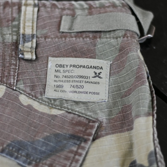 Obey came cargo shorts size 28 - Picture 5 of 6